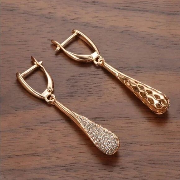 ⭐️ Unique Long Tassel Zircon Tear Drop Dangle Drop Earrings - Picture 3 of 10